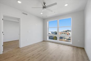 Room with shiny wooden floor1